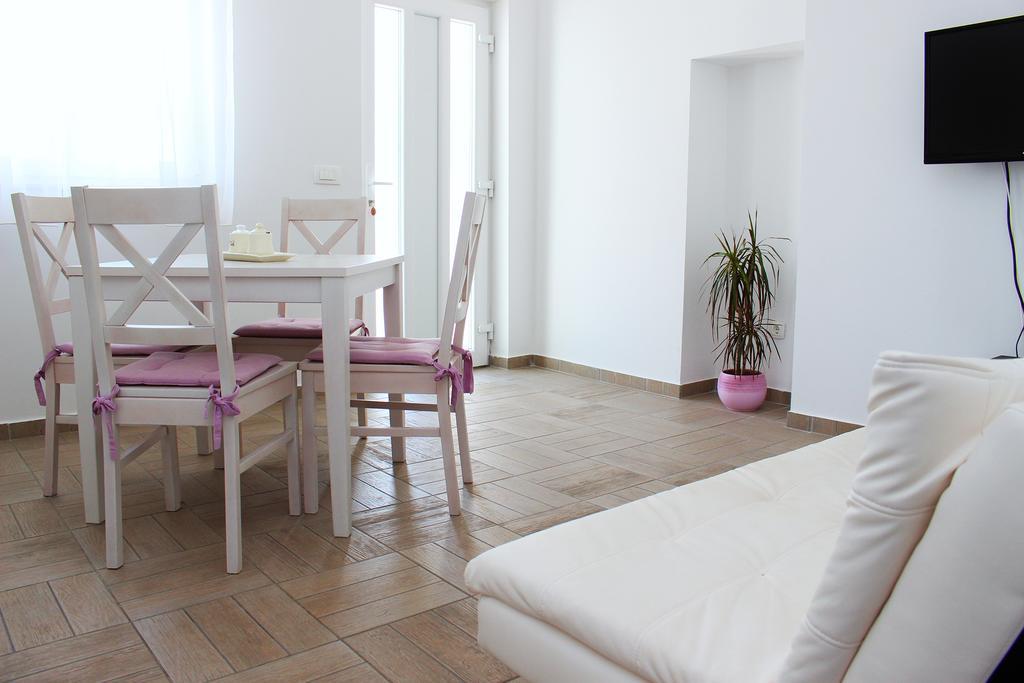 Apartments Palma ชิเบนิก ห้อง รูปภาพ