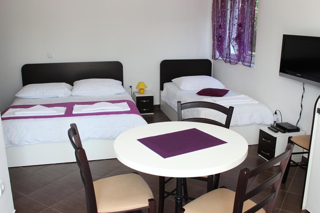 Apartments Palma ชิเบนิก ห้อง รูปภาพ