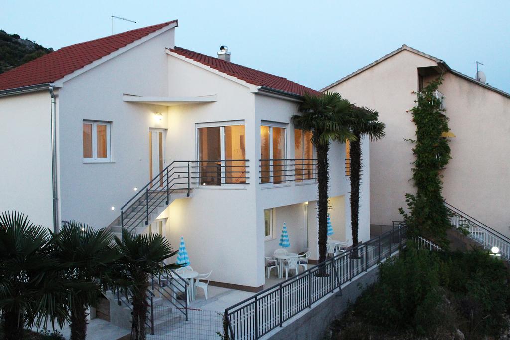Apartments Palma ชิเบนิก ภายนอก รูปภาพ